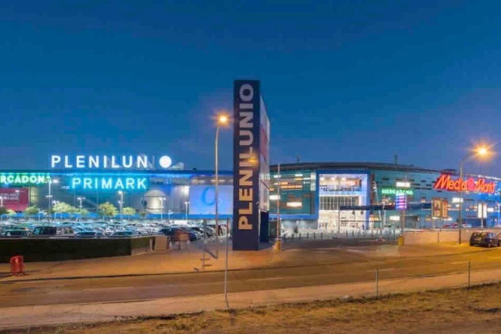 P4 Madrid Airport, Estadio Civitas, Ifema, Barajas Y Rejas Экстерьер фото